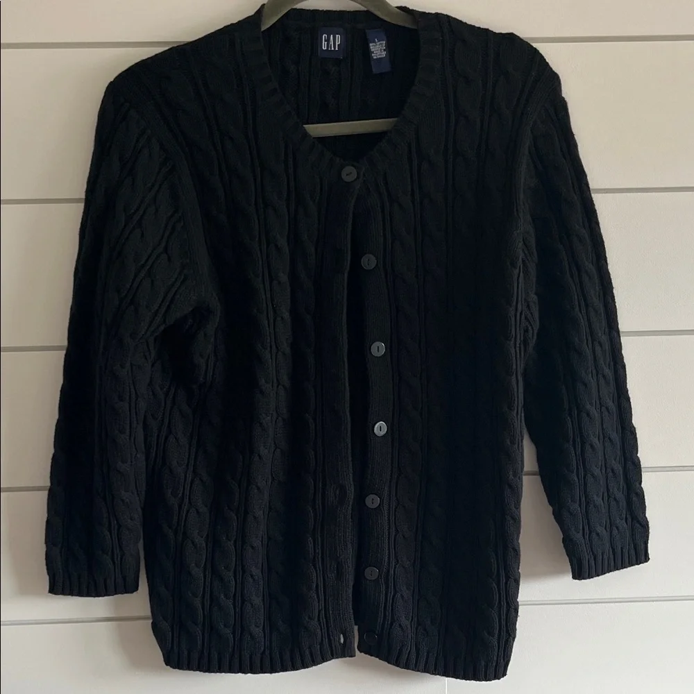 GAP Women’s Black Cable Knit Button Down Cardigan Sweater - Picture 1 of 4